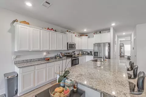 Kitchen - 7604 Dewey Jernigan Rd, Pace, FL 32571 photo 2 of 6