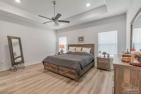 Bedroom - 7604 Dewey Jernigan Rd, Pace, FL 32571 photo 6 of 7