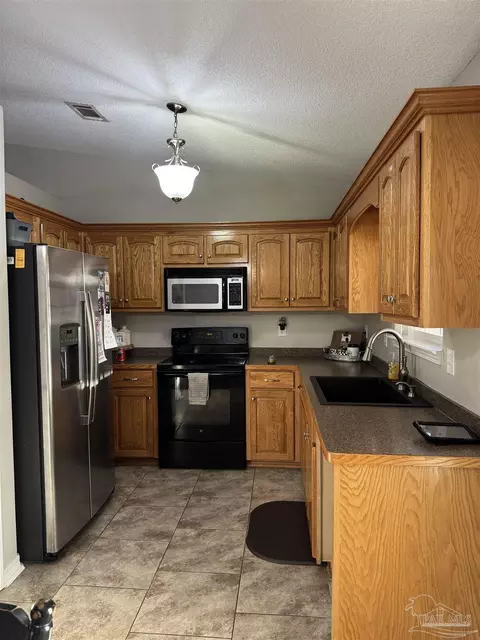 Kitchen - 4081 N Simmons Rd, Jay, FL 32565 photo 1 of 1