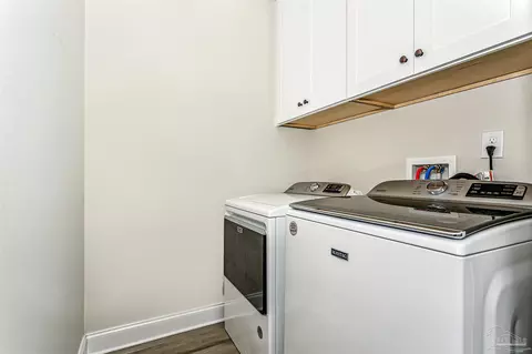 Other - 75 4th St, Shalimar, FL 32579 photo 2 of 3