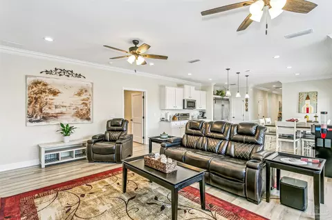 Living - 75 4th St, Shalimar, FL 32579 photo 3 of 3
