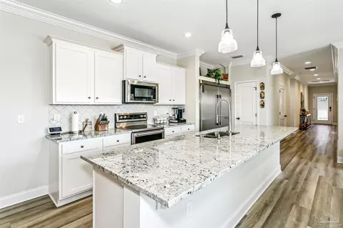Kitchen - 75 4th St, Shalimar, FL 32579 photo 1 of 3