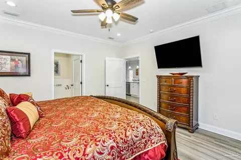 Bedroom - 75 4th St, Shalimar, FL 32579 photo 2 of 7