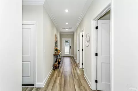 Entry Way - 75 4th St, Shalimar, FL 32579 photo 1 of 4