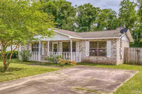 802 Christian Dr, Pensacola, FL 32506
