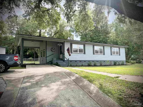 5399 Locklin Ave, Milton, FL 32570