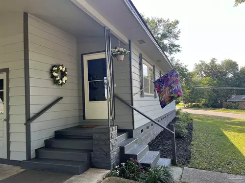 Exterior - 5399 Locklin Ave, Milton, FL 32570 photo 1 of 1