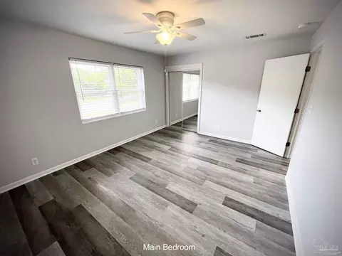 Bedroom - 5399 Locklin Ave, Milton, FL 32570 photo 2 of 6