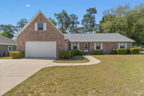 5645 Nicklaus Ln, Milton, FL 32570