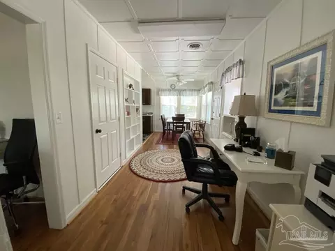 210 Delray Dr, Pensacola, FL 32507