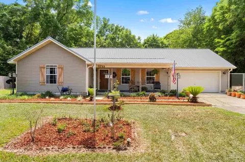 5729 Ridgefield Ct, Milton, FL 32583