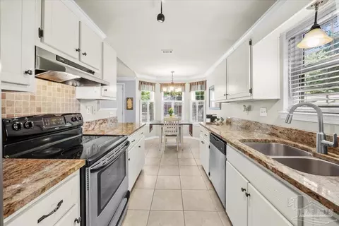 Kitchen - 4808 Young Rd, Crestview, FL 32539 photo 1 of 3