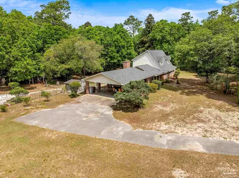 6205 Aster St, Milton, FL 32570 photo 2