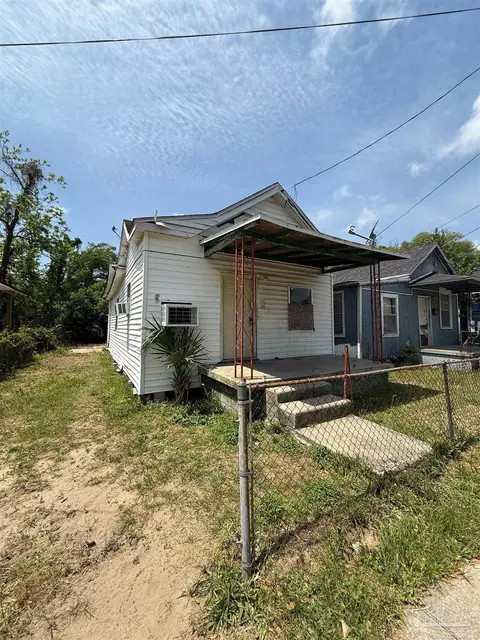 1217 N 6th Ave, Pensacola, FL 32503