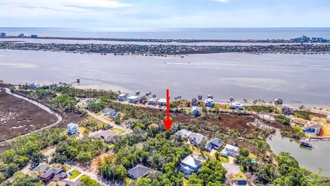 16265 Narwhal Dr, Pensacola, FL 32507