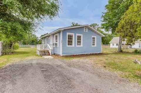 2305 W Mallory St, Pensacola, FL 32505