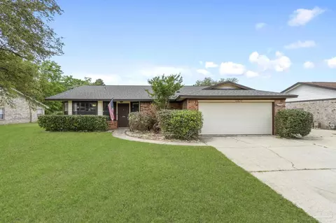 10827 Oak Valley Dr, Pensacola, FL 32506