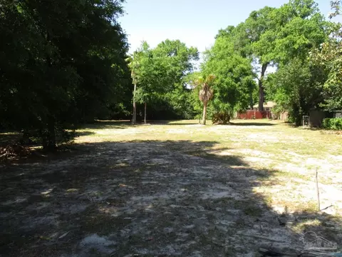 2300 Fairchild St, Pensacola, FL 32504