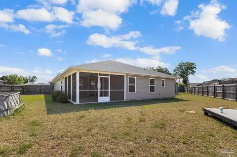 Exterior - 4422 Thistle Pine Ct, Pace, FL 32571 photo 14 of 26