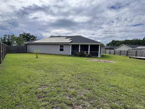 Exterior - 4422 Thistle Pine Ct, Pace, FL 32571 photo 24 of 26