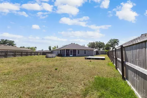 Exterior - 4422 Thistle Pine Ct, Pace, FL 32571 photo 16 of 26
