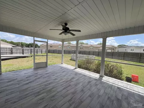 Exterior - 4422 Thistle Pine Ct, Pace, FL 32571 photo 9 of 26