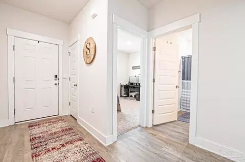 Entry Way - 5910 Danbury Blvd, Pace, FL 32571 photo 4 of 6