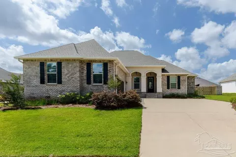 2929 Trestle Way, Cantonment, FL 32533