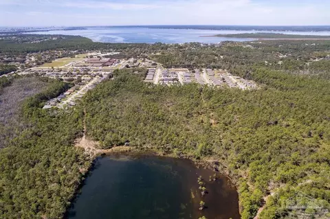 1501 Beachside Dr, Pensacola, FL 32507