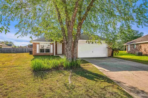 2454 Flintstone Dr, Cantonment, FL 32533 photo 2