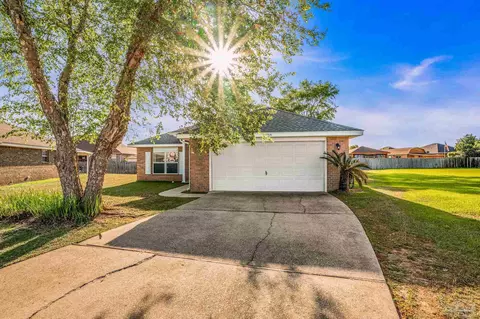 2454 Flintstone Dr, Cantonment, FL 32533