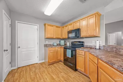 2454 Flintstone Dr, Cantonment, FL 32533 photo 21