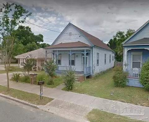 905 Dr Martin Luther King Jr Dr, Pensacola, FL 32501