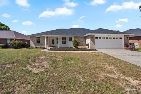 6914 Raburn Rd, Pensacola, FL 32526