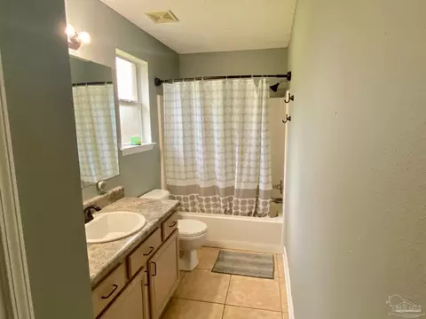 Bath - 5773 Michael Dr, Milton, FL 32583 photo 1 of 4