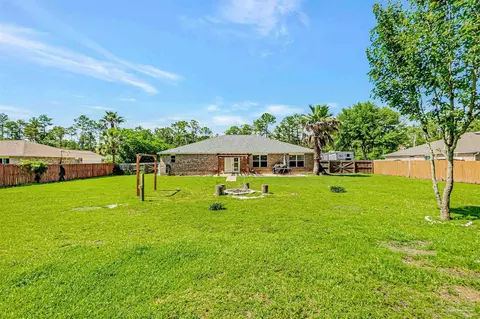 Exterior - 5773 Michael Dr, Milton, FL 32583 photo 9 of 9