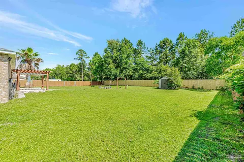 Exterior - 5773 Michael Dr, Milton, FL 32583 photo 5 of 9