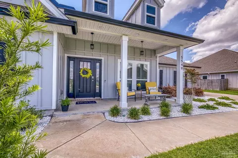 Exterior - 5549 Blake Ln, Pace, FL 32571 photo 6 of 18