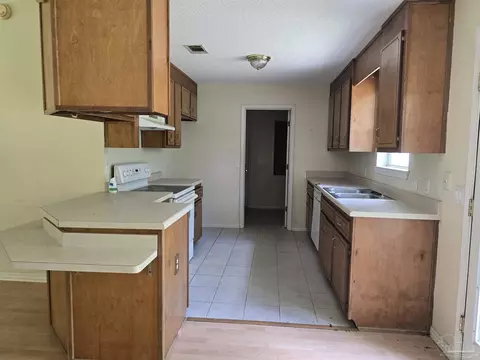 2914 Walling Rd, Milton, FL 32570 photo 8