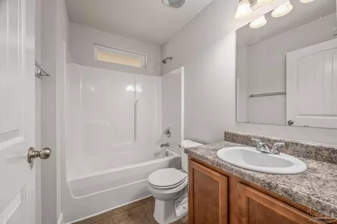 Bath - 5649 Cane Syrup Cir, Pace, FL 32571 photo 1 of 4