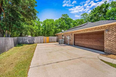 Exterior - 5649 Cane Syrup Cir, Pace, FL 32571 photo 4 of 6