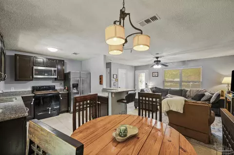 4281 Tomahawk Trl, Milton, FL 32583 photo 13