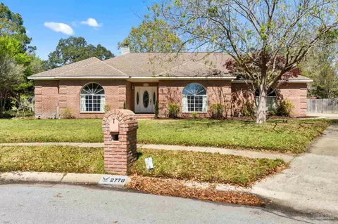 2770 Semoran Cir, Pensacola, FL 32504