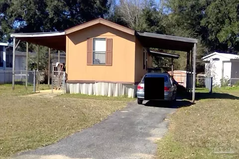 9603 Mapleleaf Ln, Pensacola, FL 32514