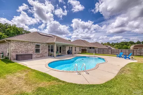 5953 Clay Cir, Gulf Breeze, FL 32563