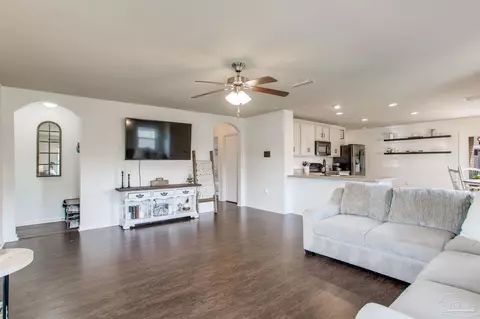 Entry Way - 5960 Palermo Dr, Pace, FL 32571 photo 1 of 2