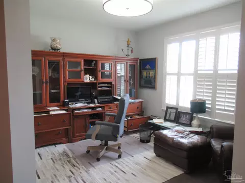 5968 Alder Ave, Pensacola, FL 32526