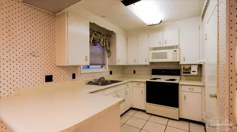 4237 Audiss Rd, Milton, FL 32583 photo 11