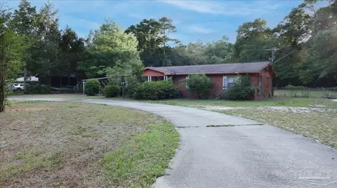 4237 Audiss Rd, Milton, FL 32583