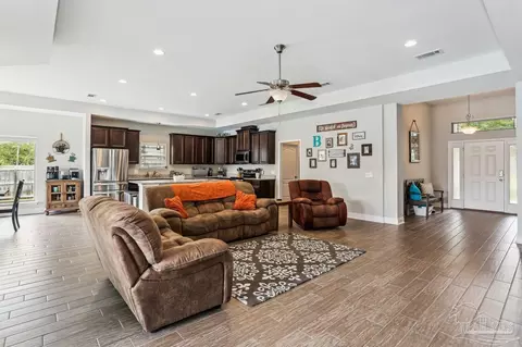 6019 Augustine Dr, Pace, FL 32571 photo 9